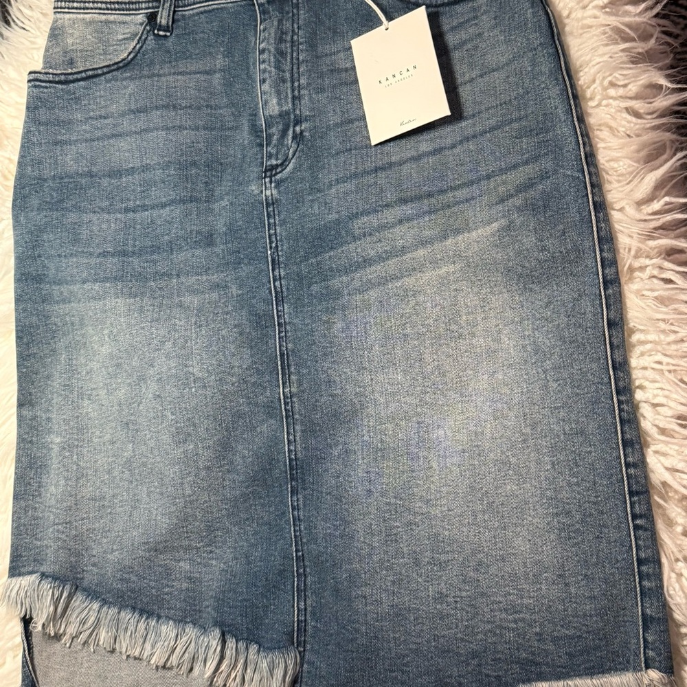 KanCan Midi Skirt Womens Size L Blue Stretch Denim Raw Hem Back Slit New w/ Tag